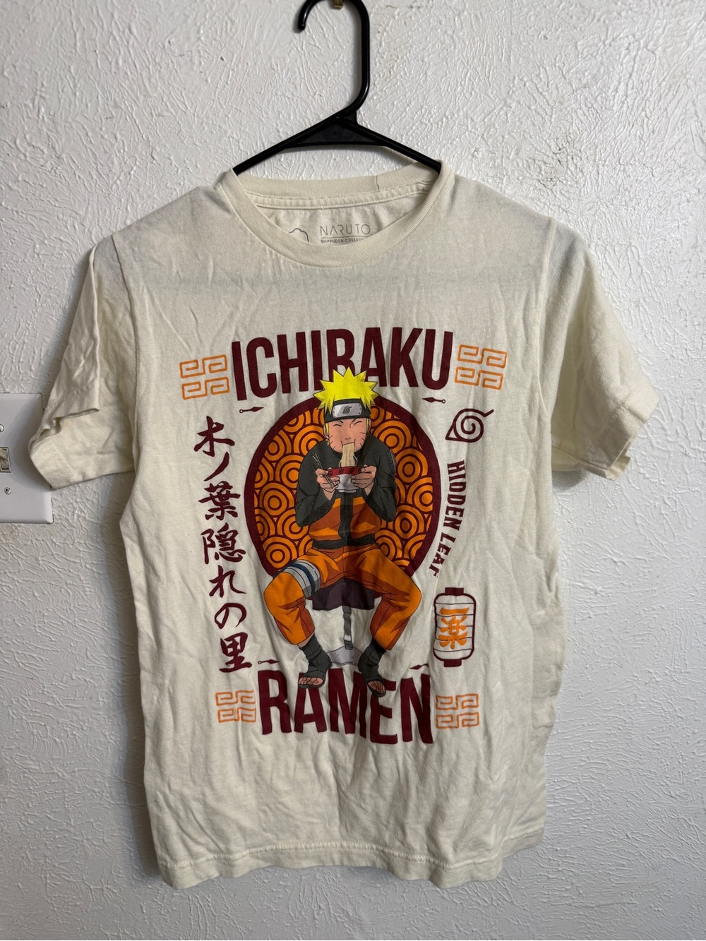 Ichiraku Ramen Graphic Tee - Cream Naruto Crewneck